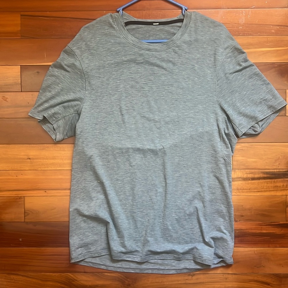 Large Lululemon T-Shirt